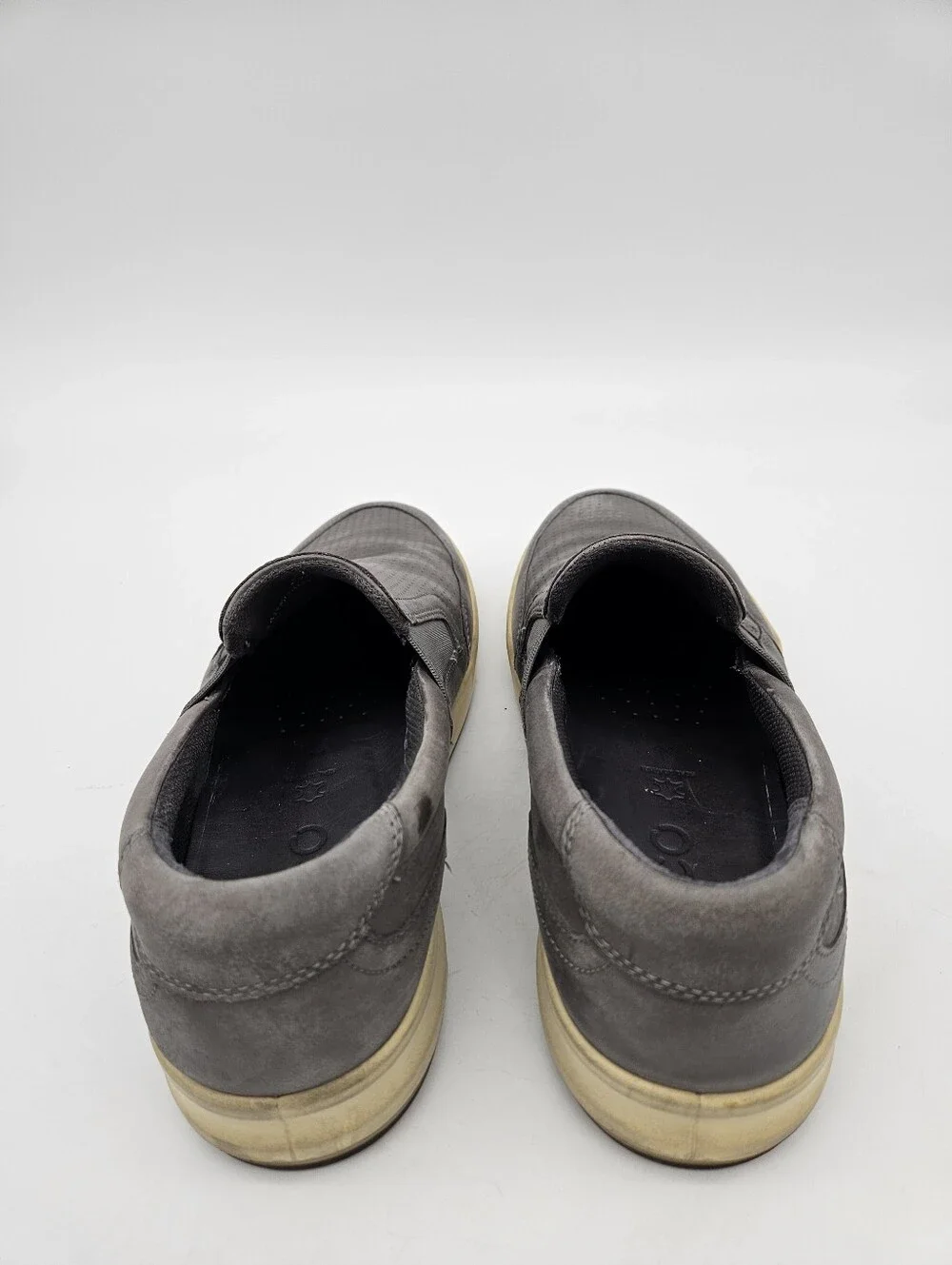 ECCO Collin 2.0 Shoes Men's Size 11 Gray Leather Slip On Casual Loafers